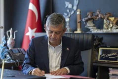 Antalya siyasetinde dikkat çeken 4 vekil kararı