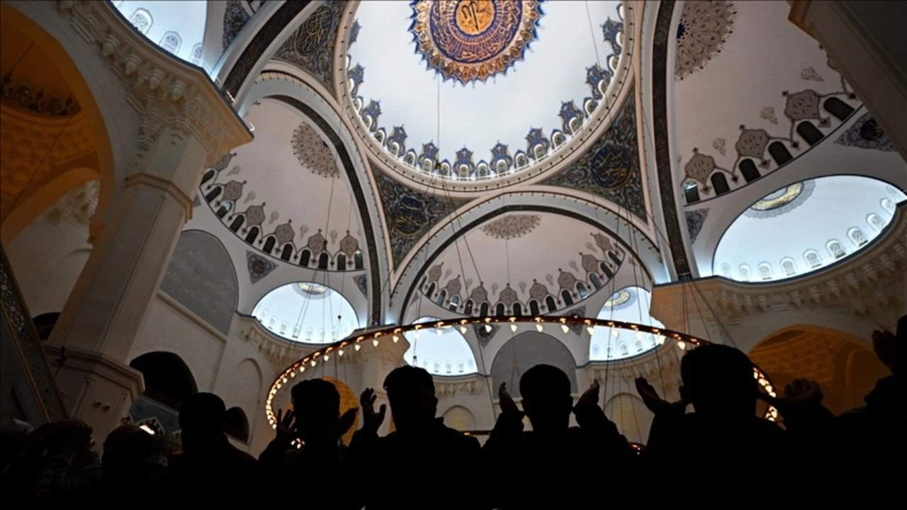 Mevlid ne demek? Mevlid Kandili'nin anlamı ve önemi